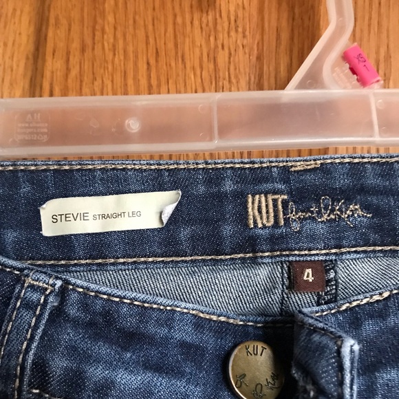 KUT from the KLOTH Distressed Straight Leg 4 - Picture 4 of 4